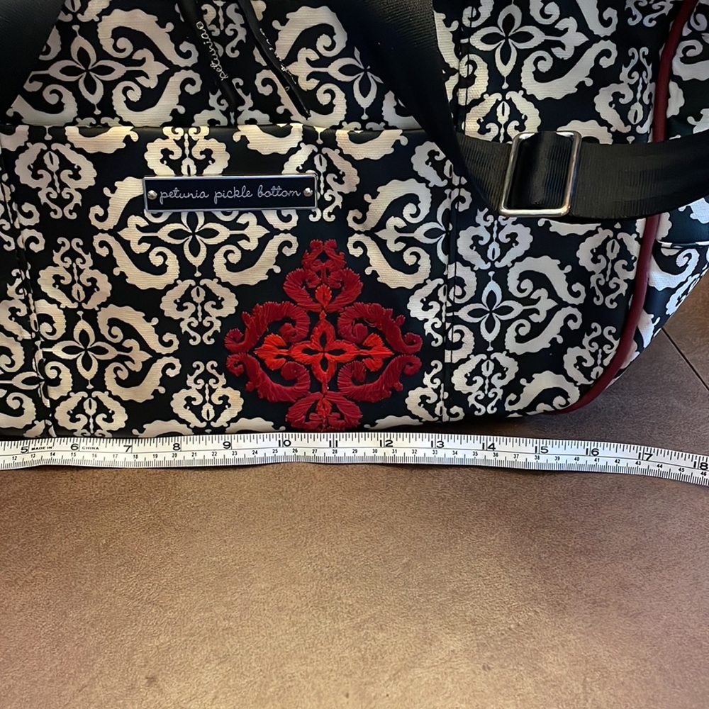 Petunia Pickle Bottom Touring Tote Frolicking In Fez Baby Diaper Bag View 2